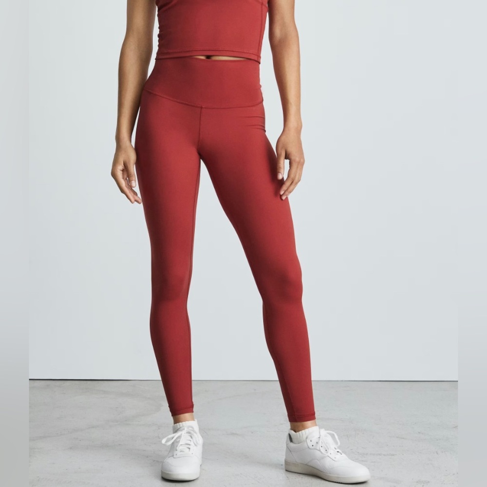 The Perform Legging - Everlane